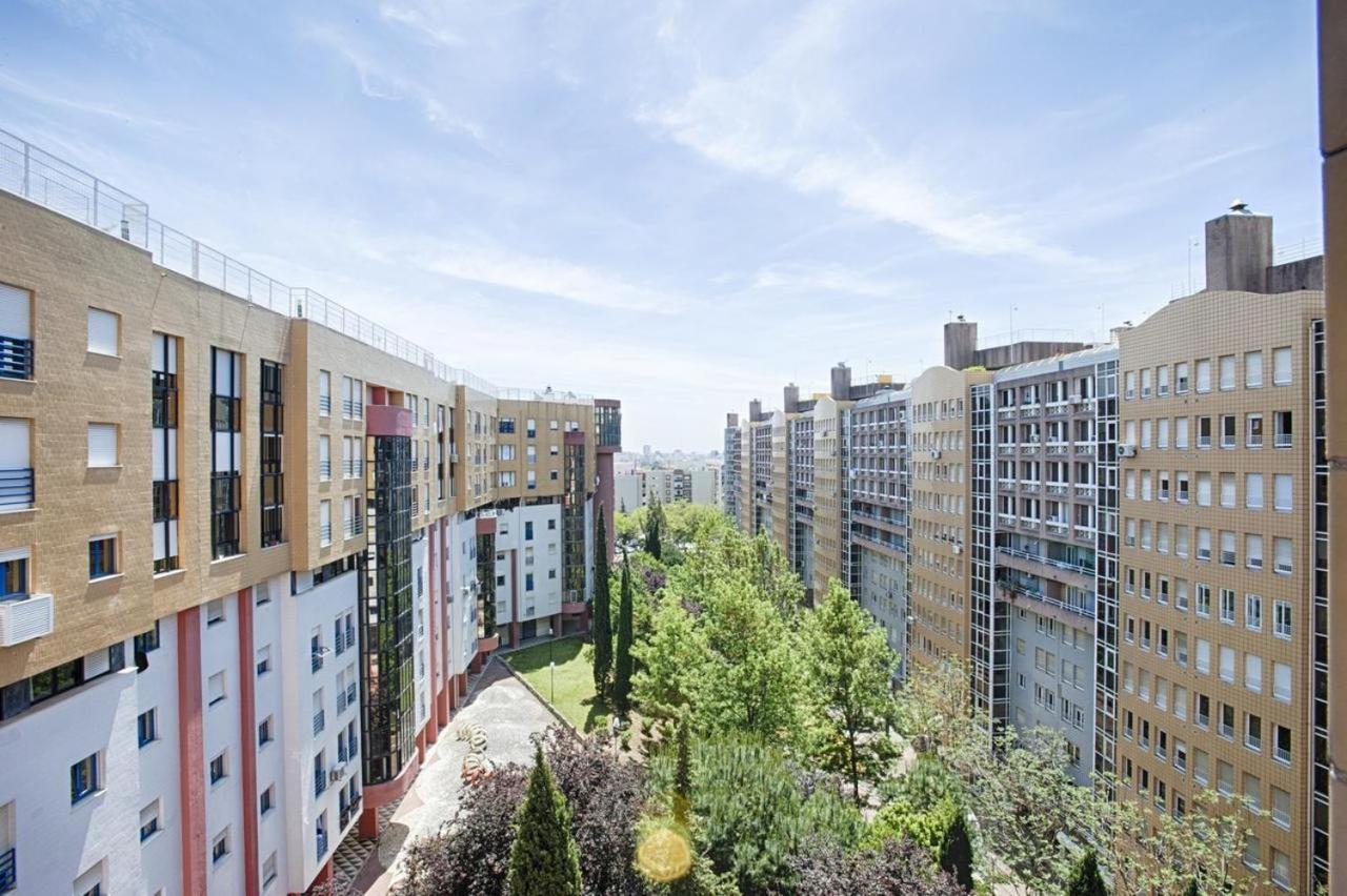 Green Executive Apartment In The Heart Of Lisbon Luaran gambar